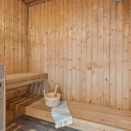 Beautiful In With Sauna 펜션 *